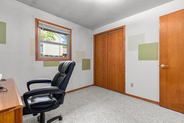 826 W WEILAND AVENUE, Appleton, WI 54914