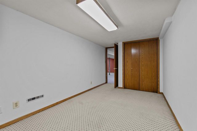 826 W WEILAND AVENUE, Appleton, WI 54914