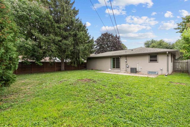 826 W WEILAND AVENUE, Appleton, WI 54914