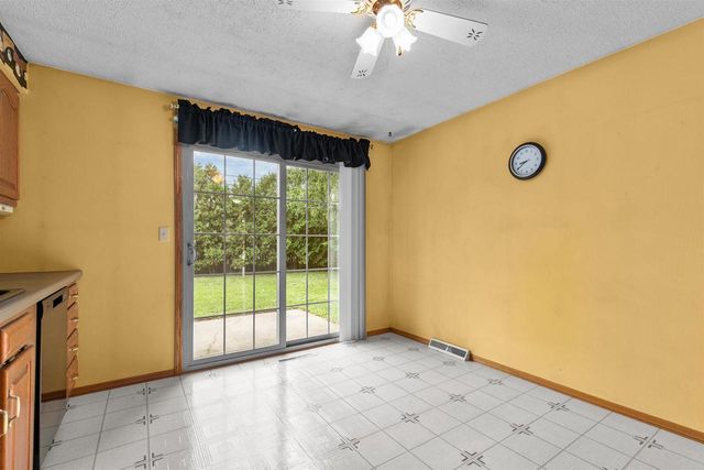 826 W WEILAND AVENUE, Appleton, WI 54914