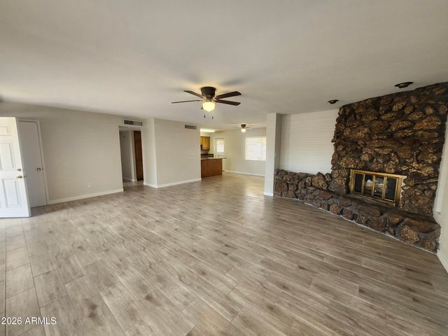 3136 W PORT AU PRINCE Lane, Phoenix, AZ 85053