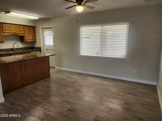 3136 W PORT AU PRINCE Lane, Phoenix, AZ 85053