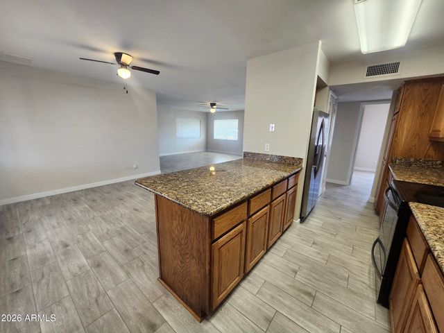 3136 W PORT AU PRINCE Lane, Phoenix, AZ 85053