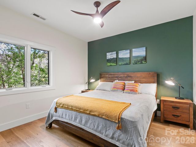 291 Webb Cove Road, Asheville, NC 28804