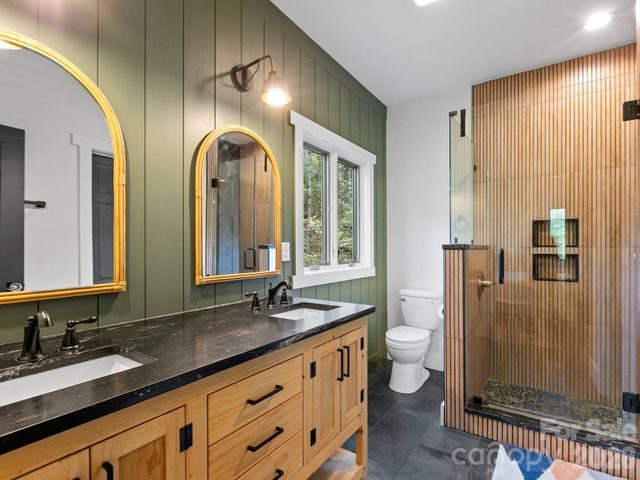 291 Webb Cove Road, Asheville, NC 28804