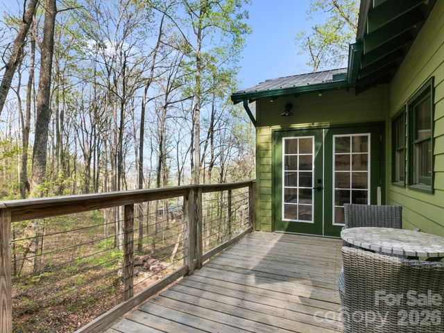 291 Webb Cove Road, Asheville, NC 28804