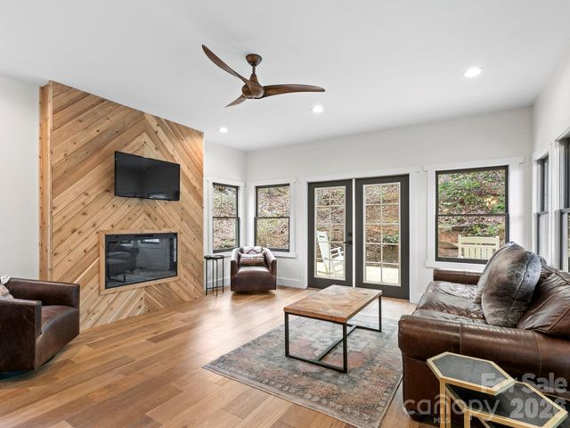 291 Webb Cove Road, Asheville, NC 28804