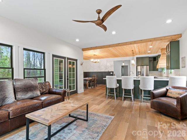 291 Webb Cove Road, Asheville, NC 28804