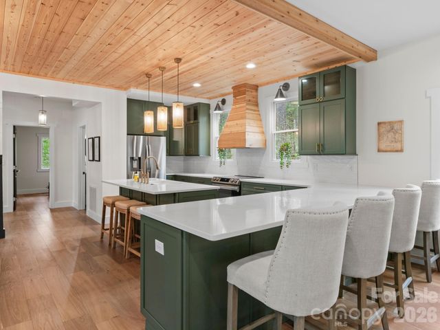 291 Webb Cove Road, Asheville, NC 28804