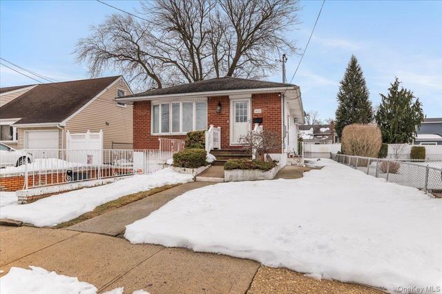 3620 Tuscala Street, Seaford, NY 11783