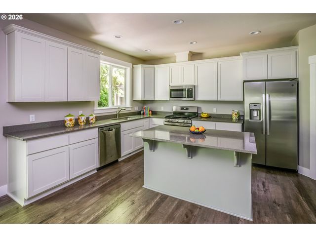 1975 FOREST Dr, Seaside, OR 97138