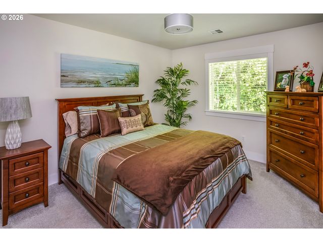 1975 FOREST Dr, Seaside, OR 97138