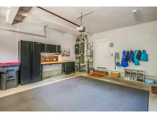1975 FOREST Dr, Seaside, OR 97138