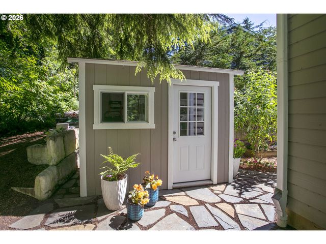 1975 FOREST Dr, Seaside, OR 97138