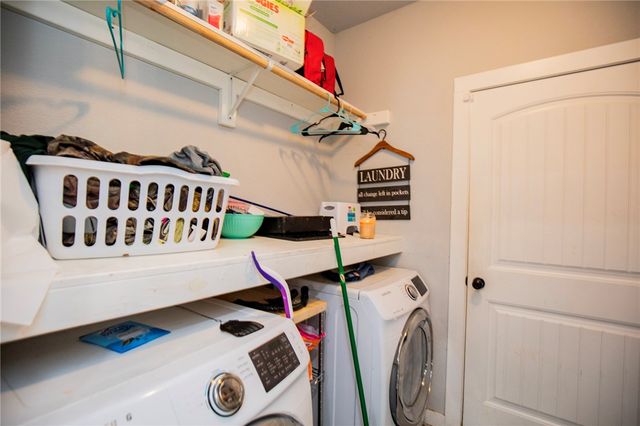 503 W Stoney Point Road, Rogers, AR 72758