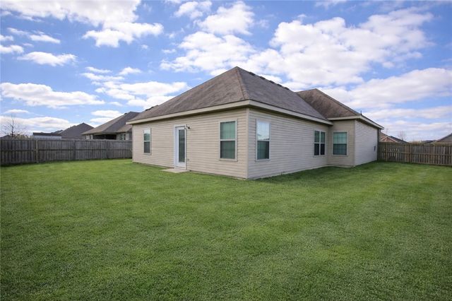 503 W Stoney Point Road, Rogers, AR 72758