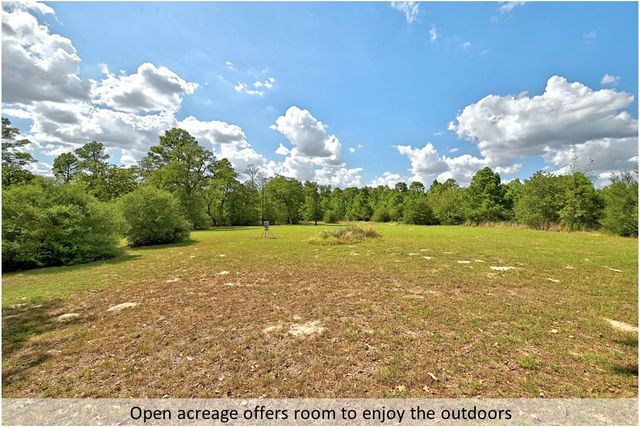 170 Woodland CT, Bastrop, TX 78602