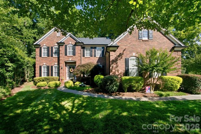 16043 Agincourt Drive, Huntersville, NC 28078