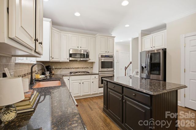 16043 Agincourt Drive, Huntersville, NC 28078