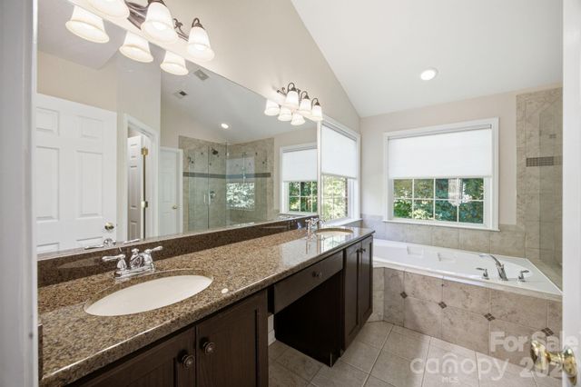 16043 Agincourt Drive, Huntersville, NC 28078