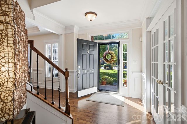 16043 Agincourt Drive, Huntersville, NC 28078