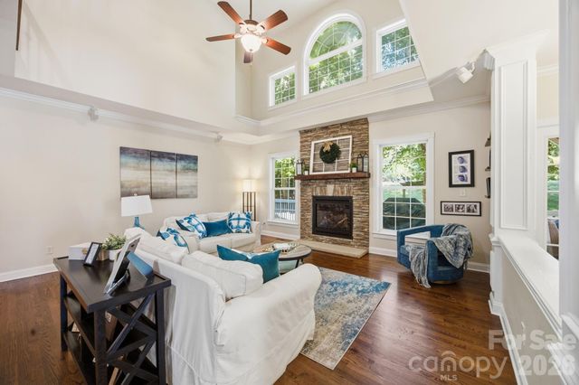 16043 Agincourt Drive, Huntersville, NC 28078