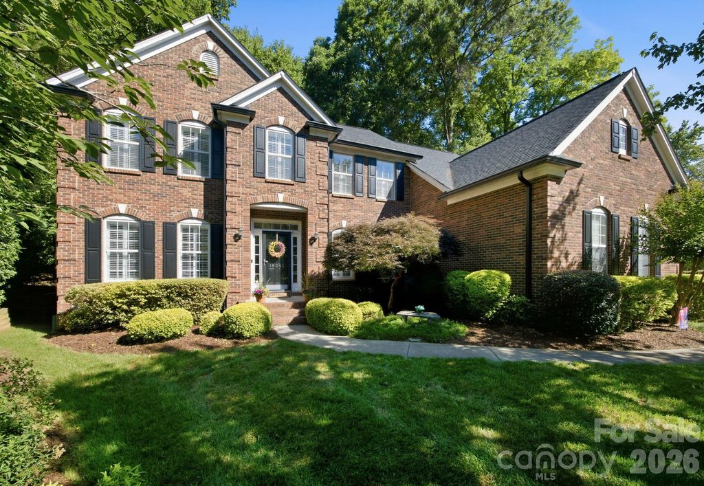 16043 Agincourt Drive, Huntersville, NC 28078
