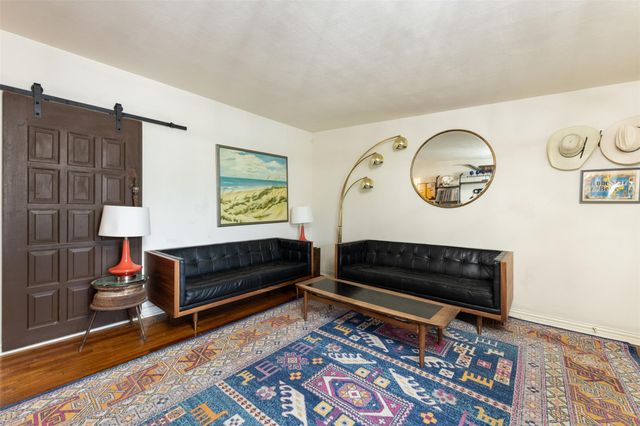 4401 Mount Vernon DR, Austin, TX 78745