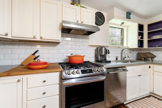 4401 Mount Vernon DR, Austin, TX 78745