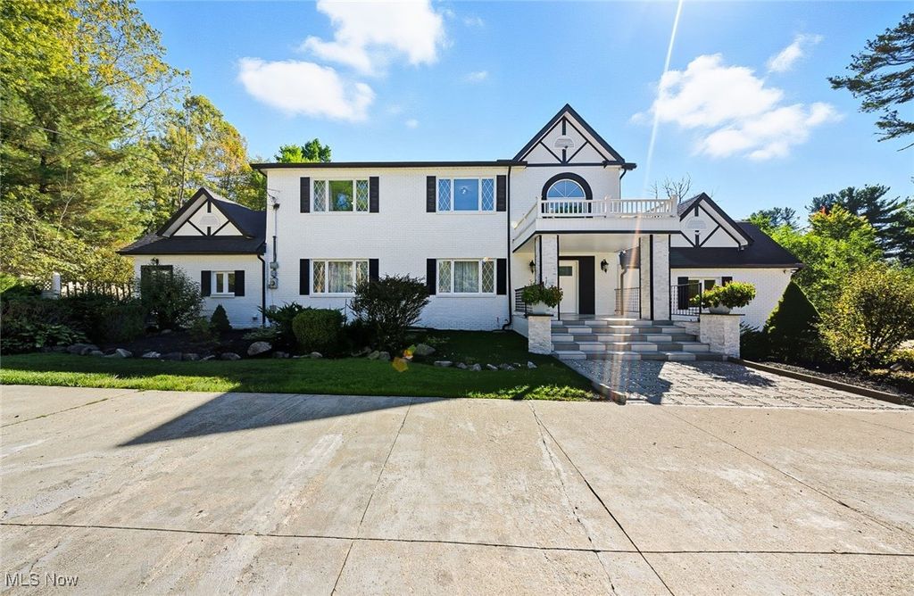 9447 Lindberg Drive, North Royalton, OH 44133