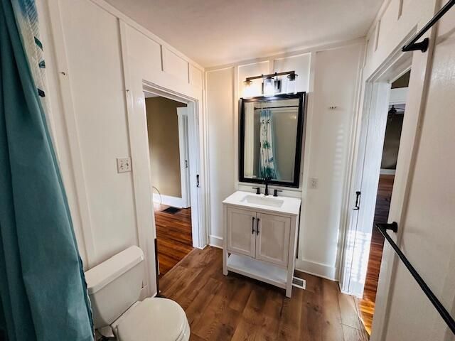 1109 SUNSET LN, Columbia, MO 65203