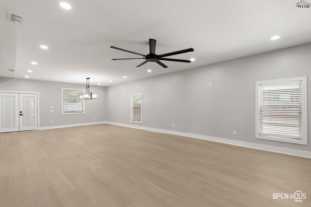 1802 CEDAR AVENUE, Wichita Falls, TX 76309