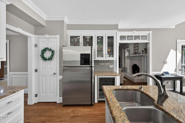 105 Fifemoor Court, Cary, NC 27518