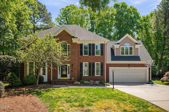 105 Fifemoor Court, Cary, NC 27518