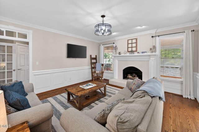 105 Fifemoor Court, Cary, NC 27518