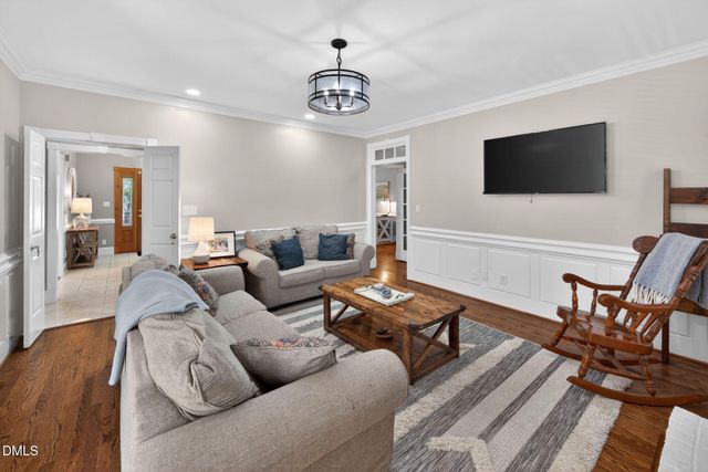 105 Fifemoor Court, Cary, NC 27518