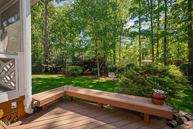 105 Fifemoor Court, Cary, NC 27518