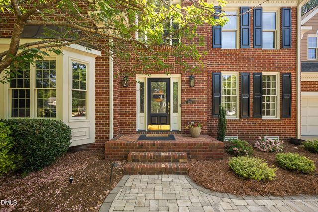 105 Fifemoor Court, Cary, NC 27518