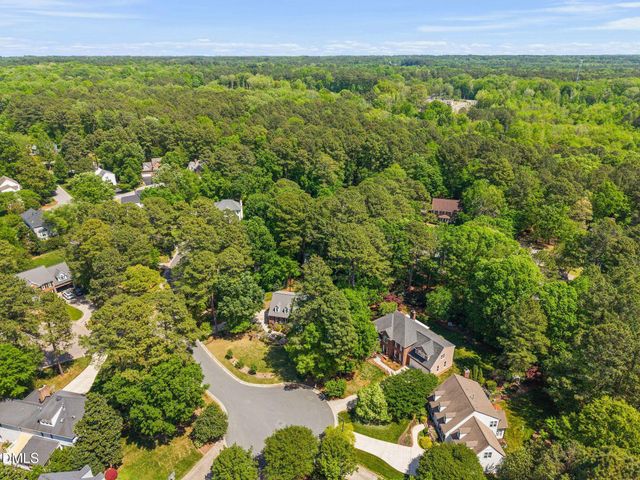 105 Fifemoor Court, Cary, NC 27518