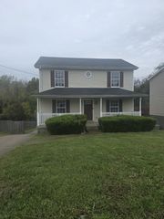 229 Senator Dr, Clarksville, TN 37042