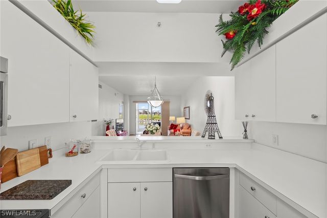 21300 Lancaster RUN 911, Estero, FL 33928