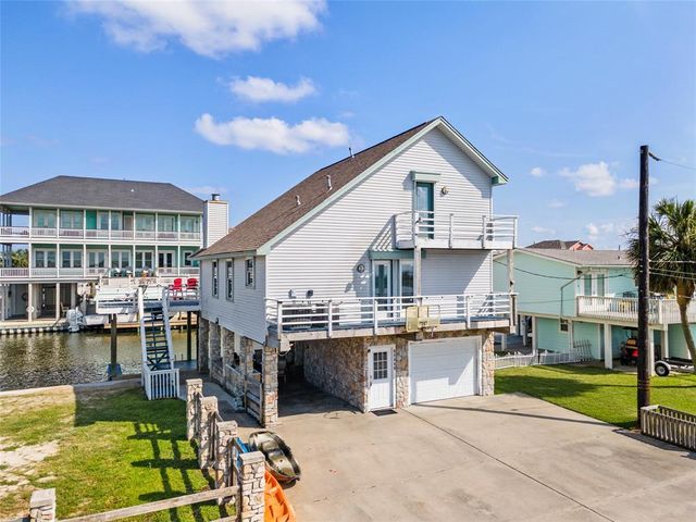 16703 Managua Way, Jamaica Beach, TX 77554