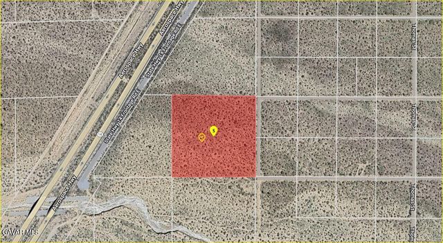 14 Freeway Frontage Rd, California City, CA 93501
