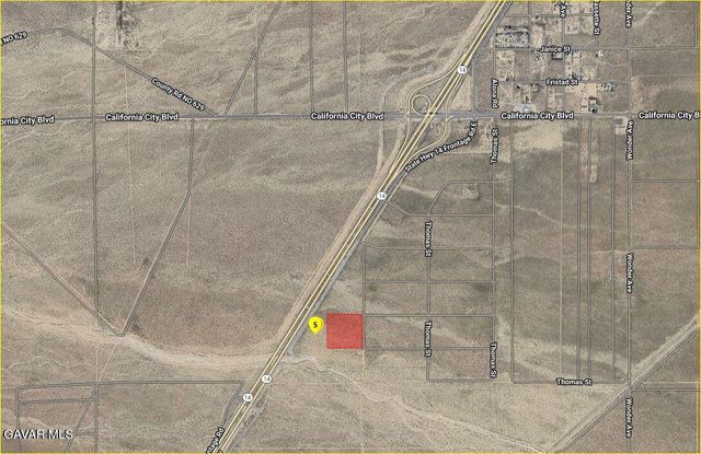 14 Freeway Frontage Rd, California City, CA 93501