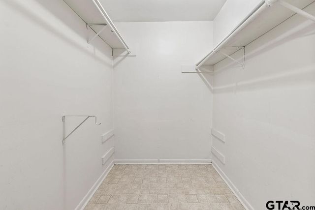 209 Beach, Jacksonville, TX 75766