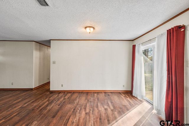 209 Beach, Jacksonville, TX 75766