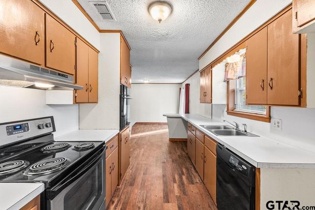 209 Beach, Jacksonville, TX 75766