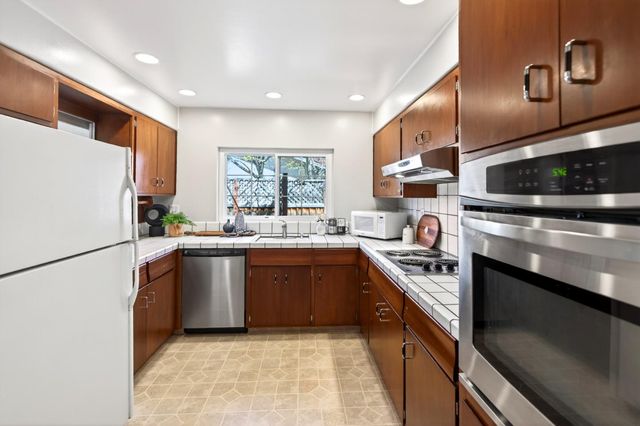 1539 Klamath Drive, Sunnyvale, CA 94087