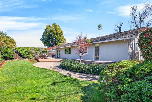 1539 Klamath Drive, Sunnyvale, CA 94087