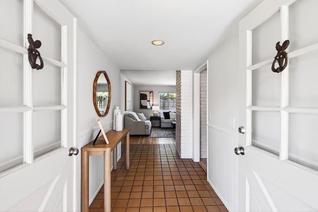 1539 Klamath Drive, Sunnyvale, CA 94087